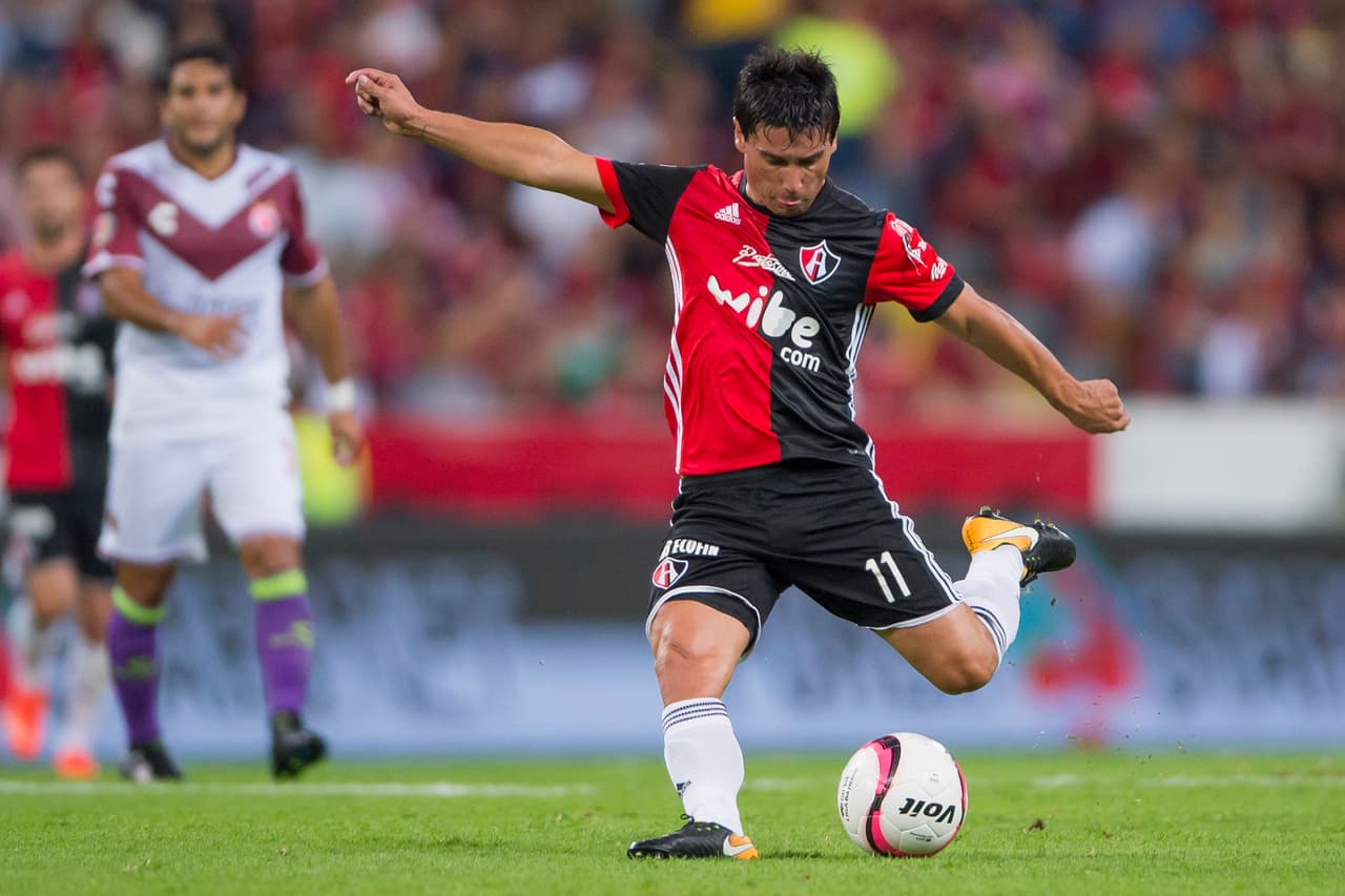 Otra contratación que se cerró ya fue la de Matías Alustiza a Pumas. El delantero argentino llega a Universidad por un año a préstamo.