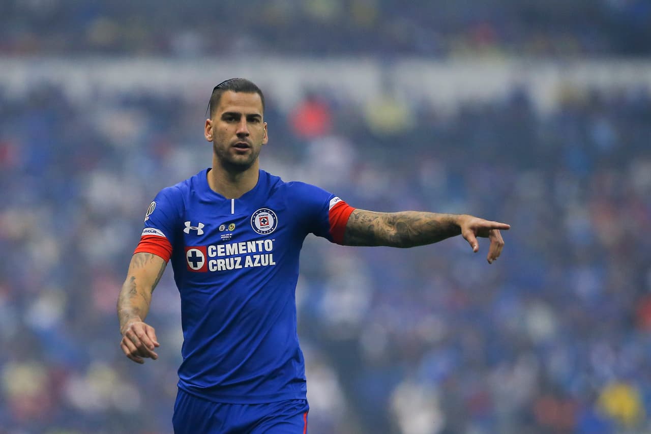 A partir de ese momento el Cruz Azul estaba obligado a cambiar su postura y echar toda la carne en el asador.