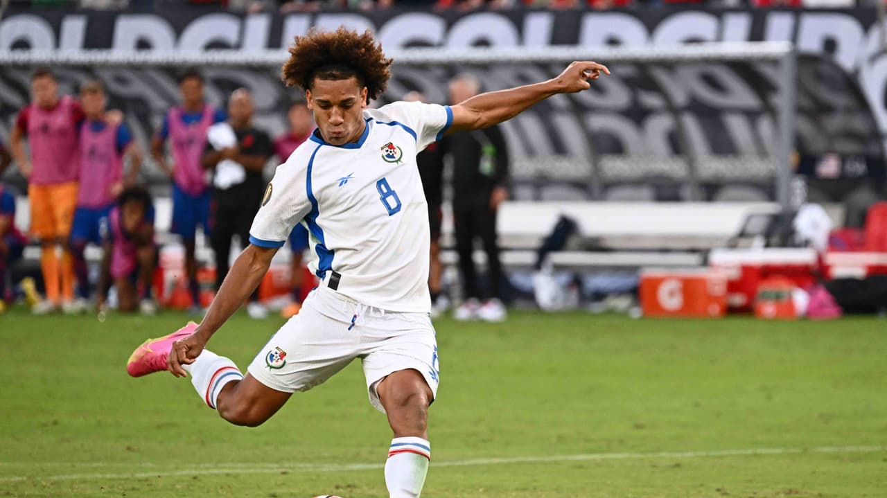 Carrasquilla regalará trofeo ganado a su padre: "El futbol recompensa"