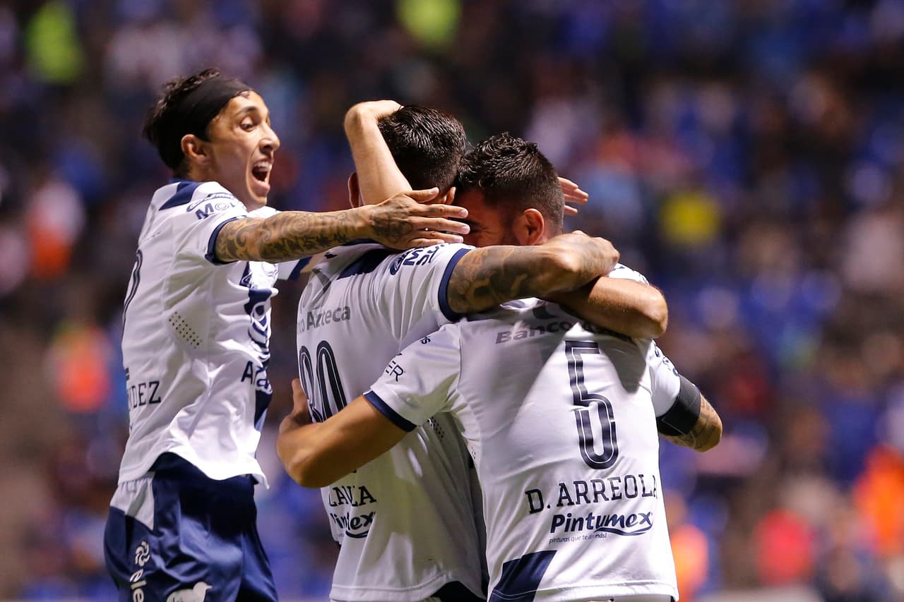 En el complemento, al 51', Daniel Arreola encontró la igualdad para el Puebla, el 1-1 que resultó definitivo en el marcador.