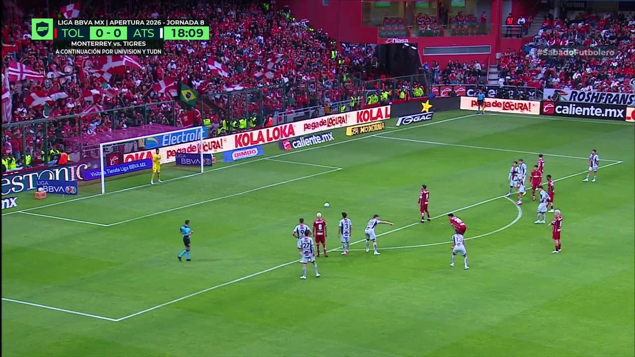 ¡GOL!  anota para Toluca. Alexis Vega