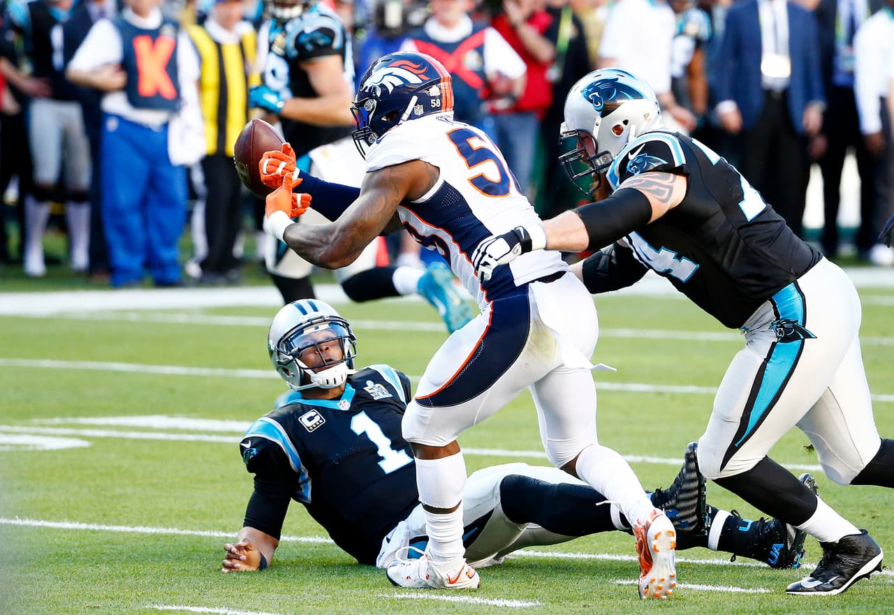 Miller le arrancó el ovoide de las manos a 'SuperCam'.