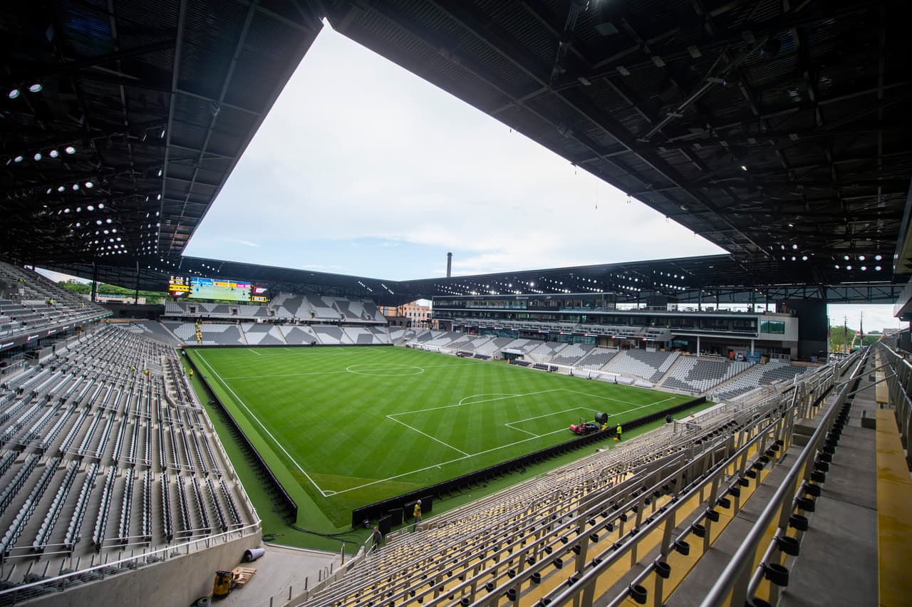 Los ángulos rectos son una característica que identifica al Lower.com Field estéticamente.