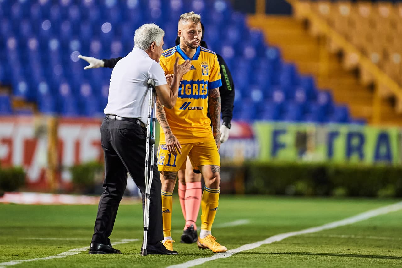 Tuca explota contra el representante del 'Diente' López