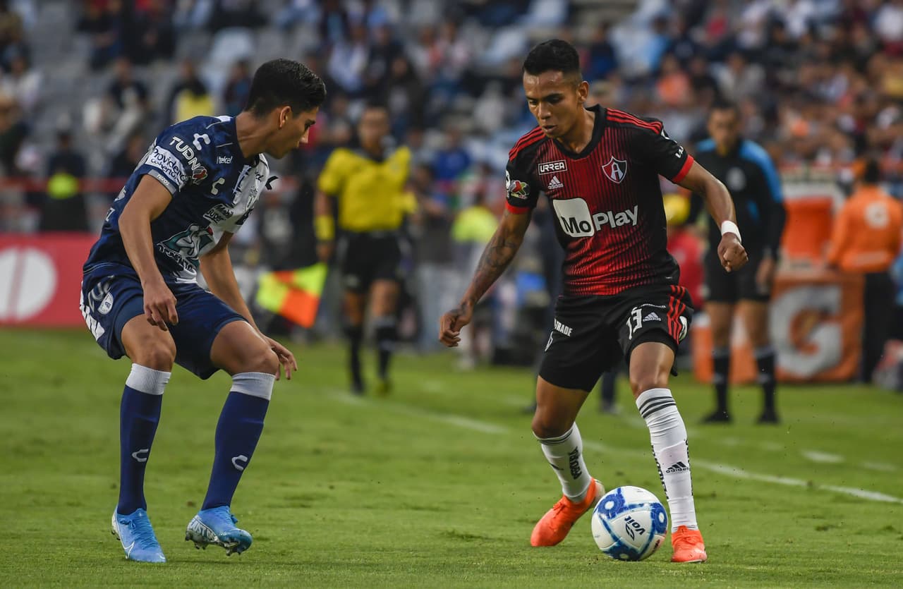Atlas se acercó en el marcador tras el autogol por parte de Gustavo Cabral al minuto 70'. A pesar de ello, los visitantes no lucían cerca de empatar el encuentro.