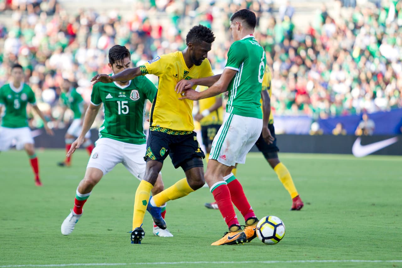 6. Shaun Francis (Jamaica): 465.000 dólares