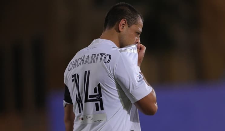 LA Galaxy desmiente rumores de salida sobre Chicharito