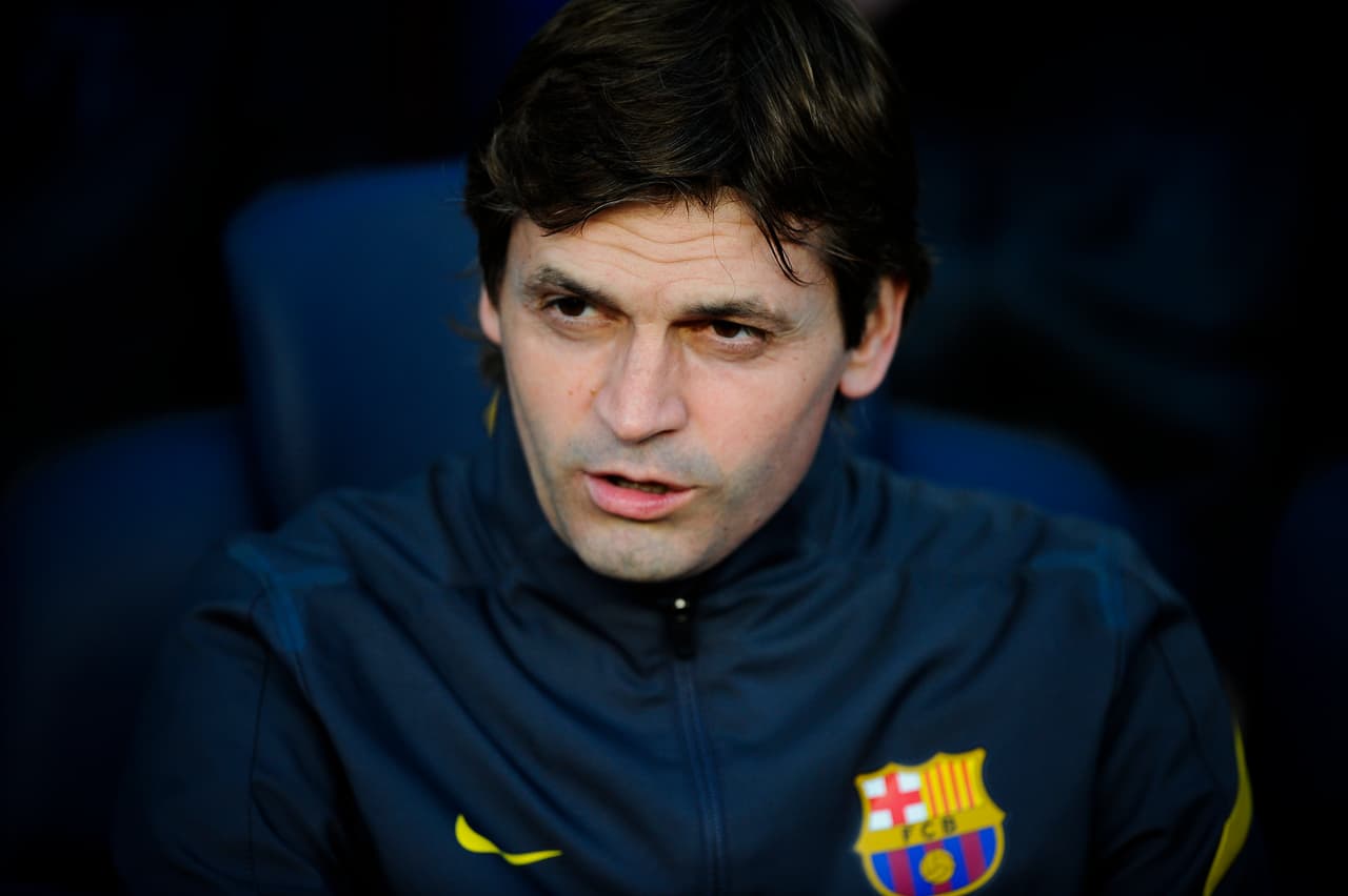 Sin embargo, Vilanova se formó como canterano en Barcelona y siempre tuvo la filosofía del club clara, a pesar de que como futbolista profesional apenas militó de 1992 a 1995 en Celta. Luego empezó su carrera como entrenador de juveniles en Barcelona.