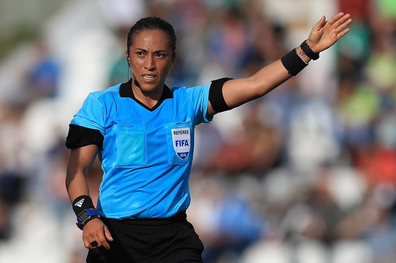 Mejor Árbitro Femenino: Lucila Venegas (México)