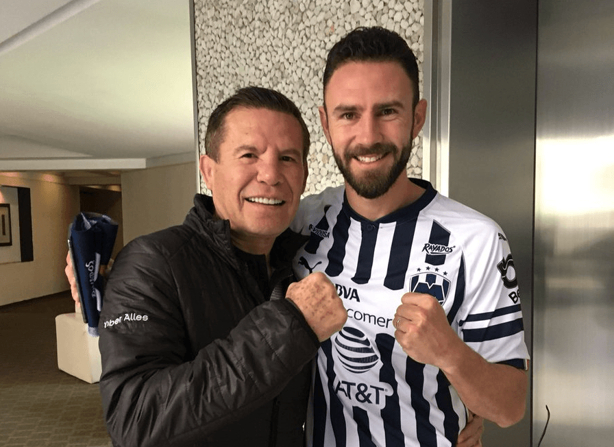 ¡Los giros que da la vida! Julio César Chávez le pidió foto a Miguel Layún