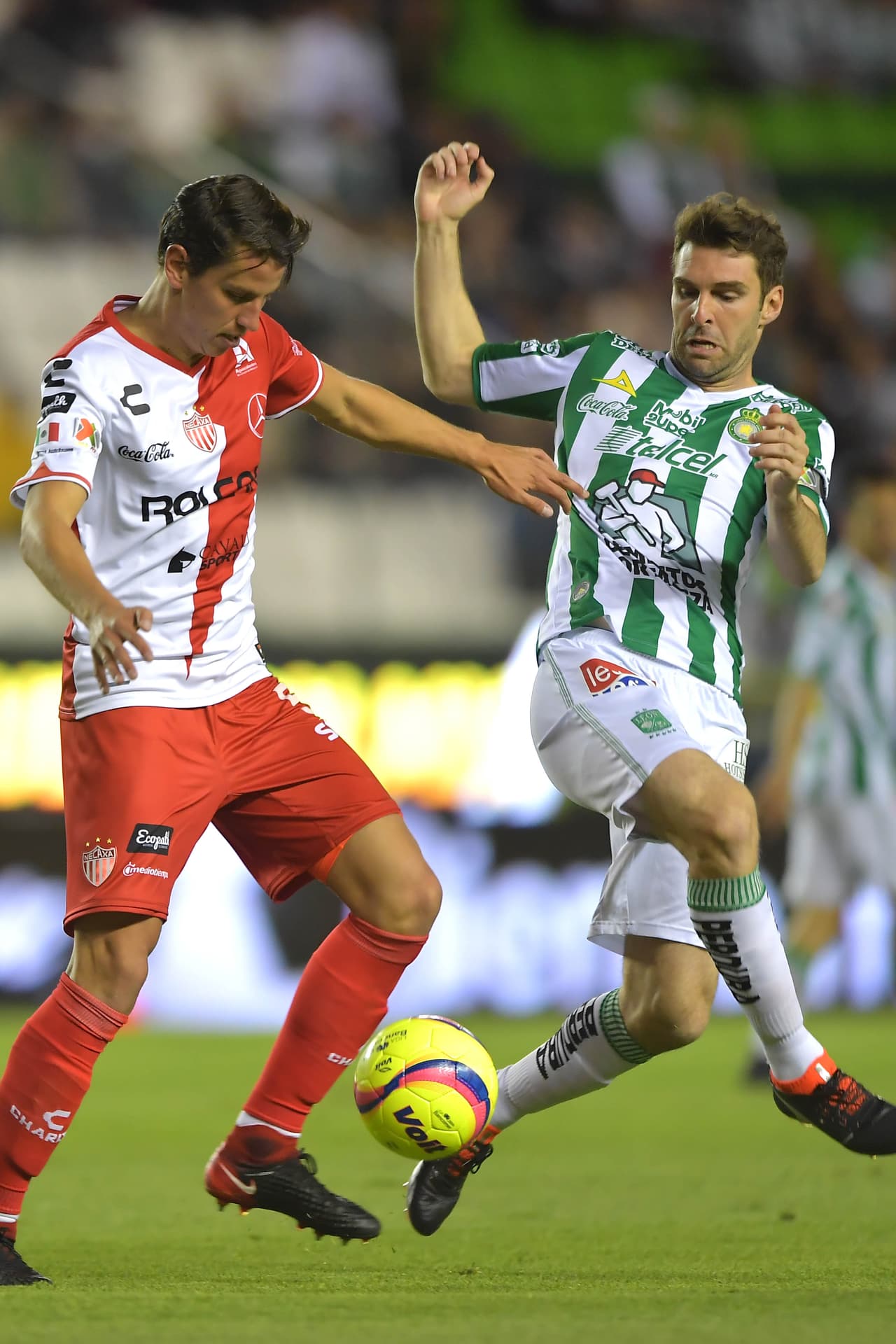 La primera parte terminó con una ventaja mínima para los Rayos que en la segunda mitad dejarían constancia en el marcador de su clara superioridad