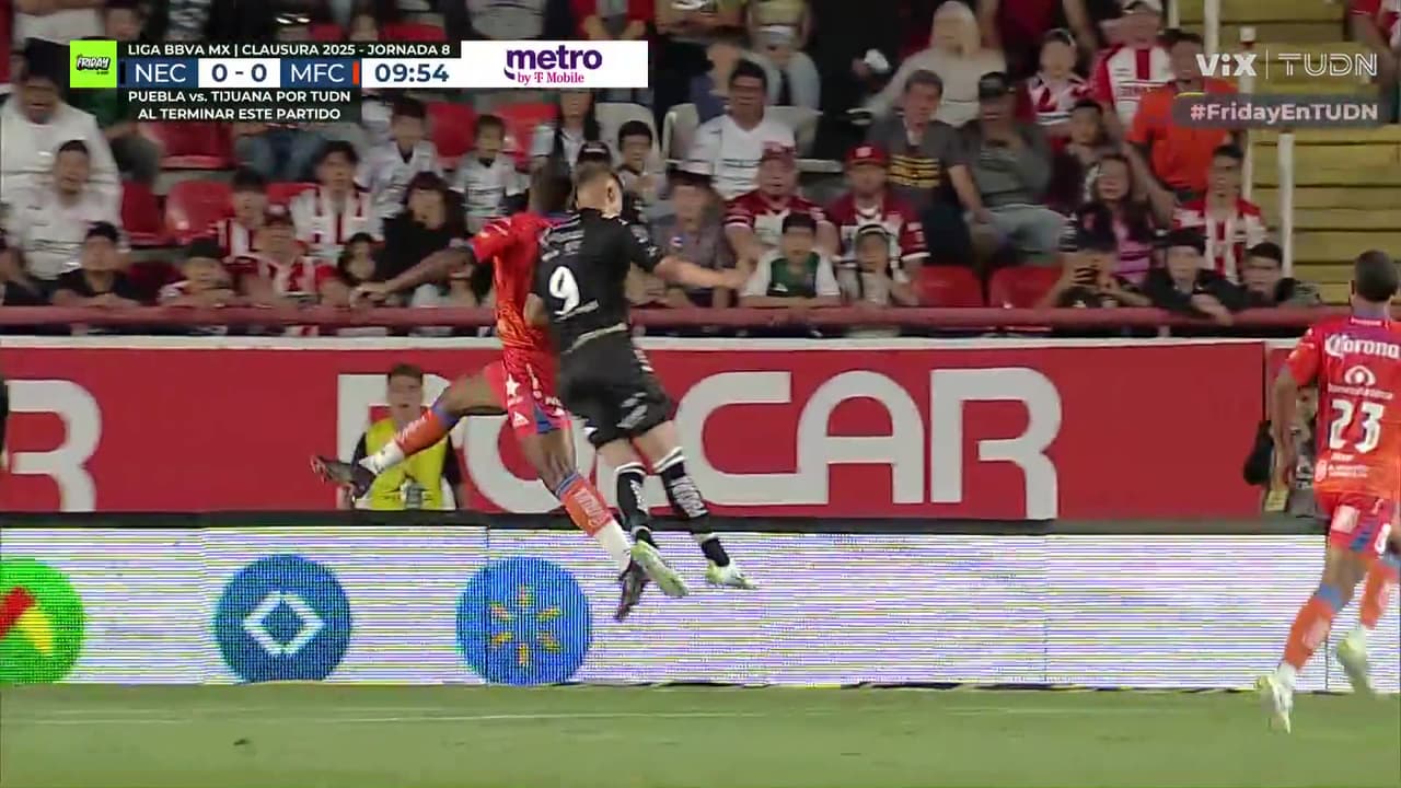 ¡Golpe de KO! Badaloni choca con Caetano quien cae noqueado