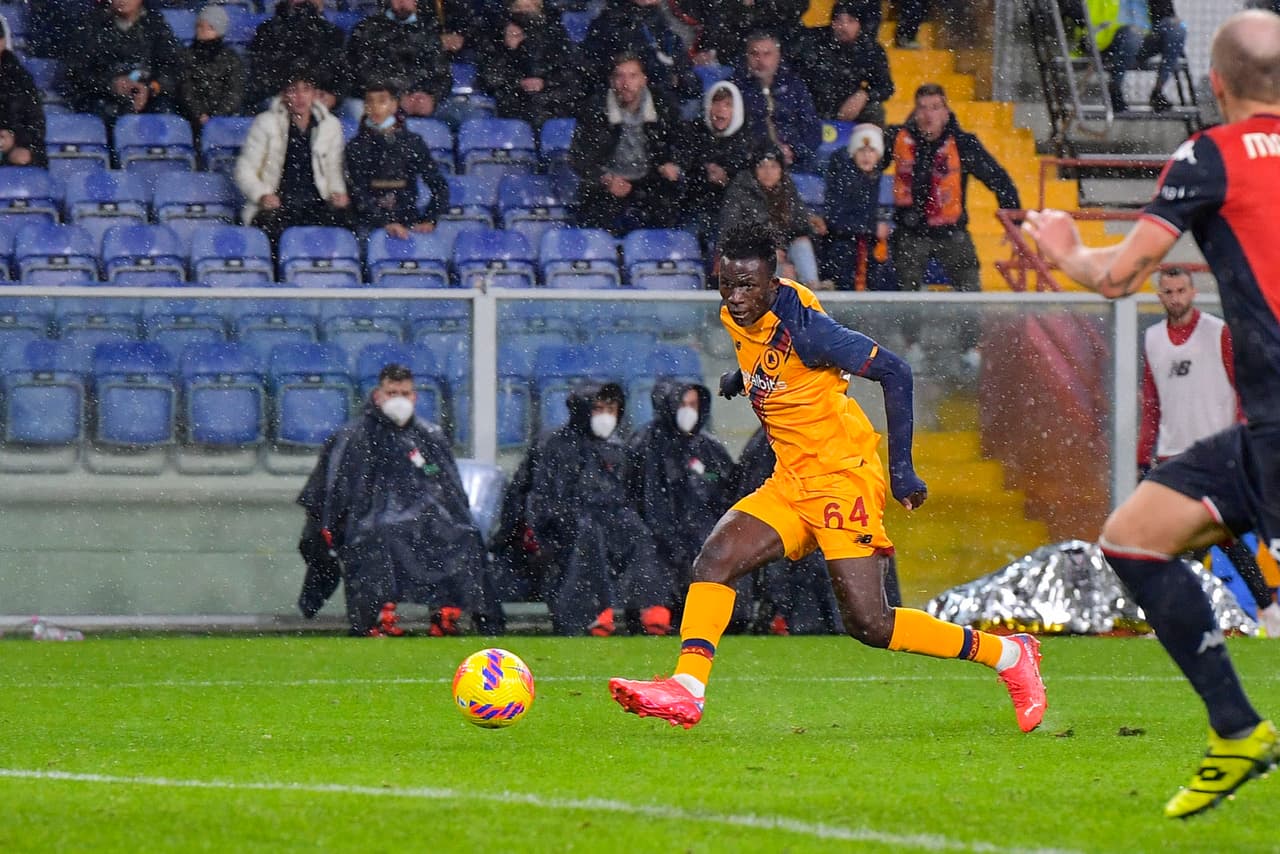 Roma derrota 2-0 al Genoa con anotación doble de Felix Afena-Gyan al 82' y 90+4' del encuentro. El mexicano Johan Vasquez fue titular durante el encuentro. Shevchenko se lleva su primera derrota como director técnico del equipo.
