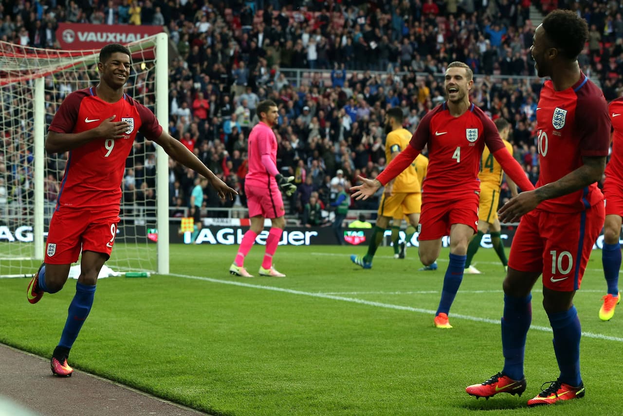 Inglaterra logra segundo triunfo previo a la Euro con goles 'devils' de Rashford y Rooney
