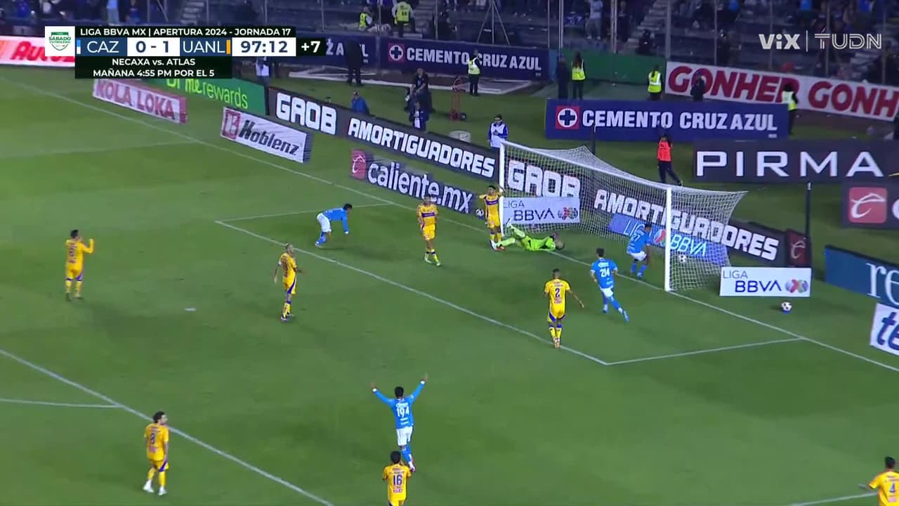 ¡Estalla la afición de Cruz Azul! Ángel Sepúlveda empata en último minuto