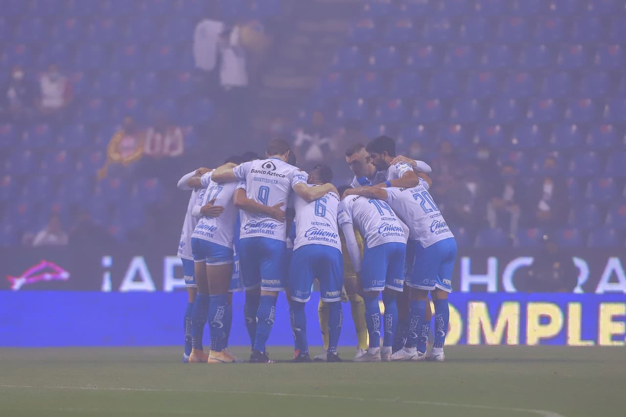 Del otro lado, Puebla había arrancado el torneo con un empate ante Monterrey y quería aprovechar la localía para sumar sus primeros tres puntos.