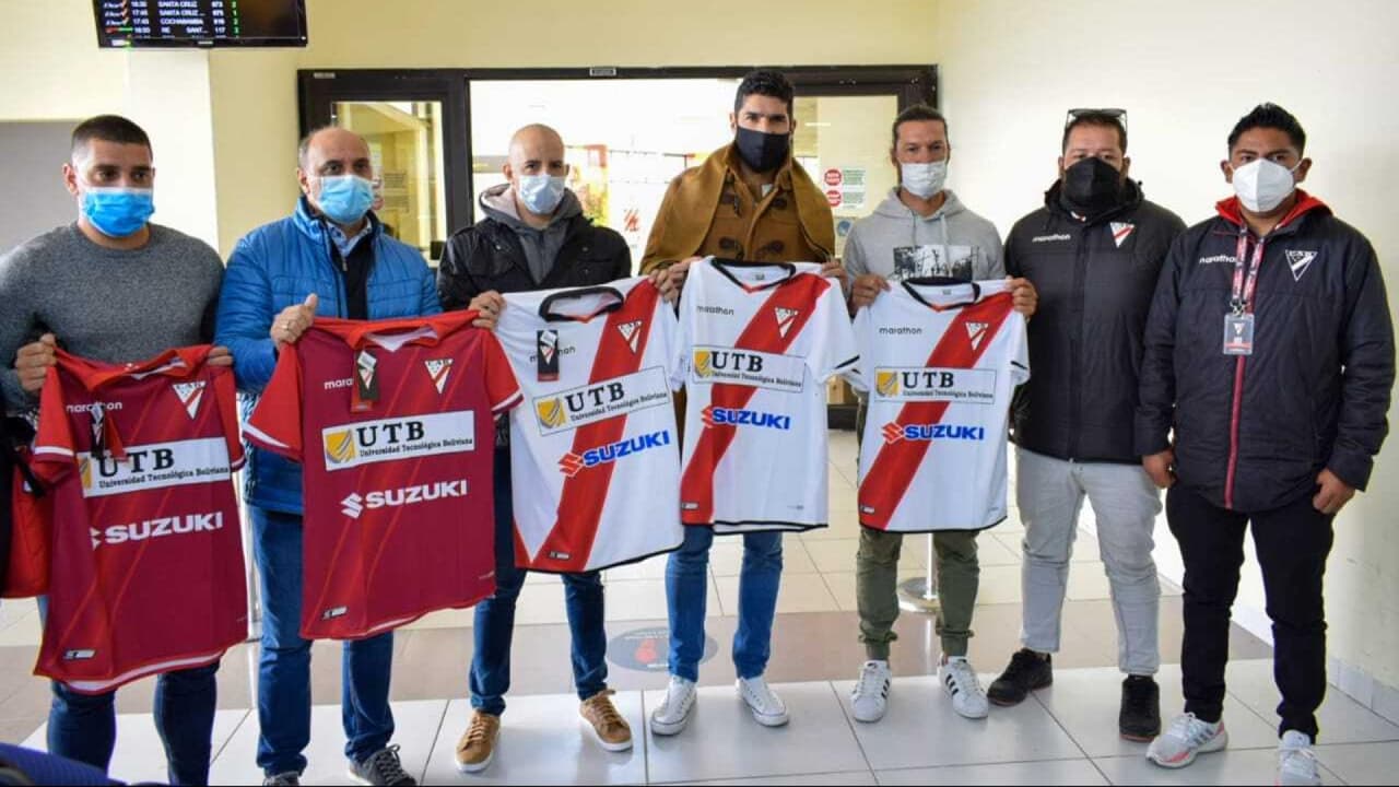 Sebastián 'el Loco' Abreu vuelve a la Libertadores, ahora como DT