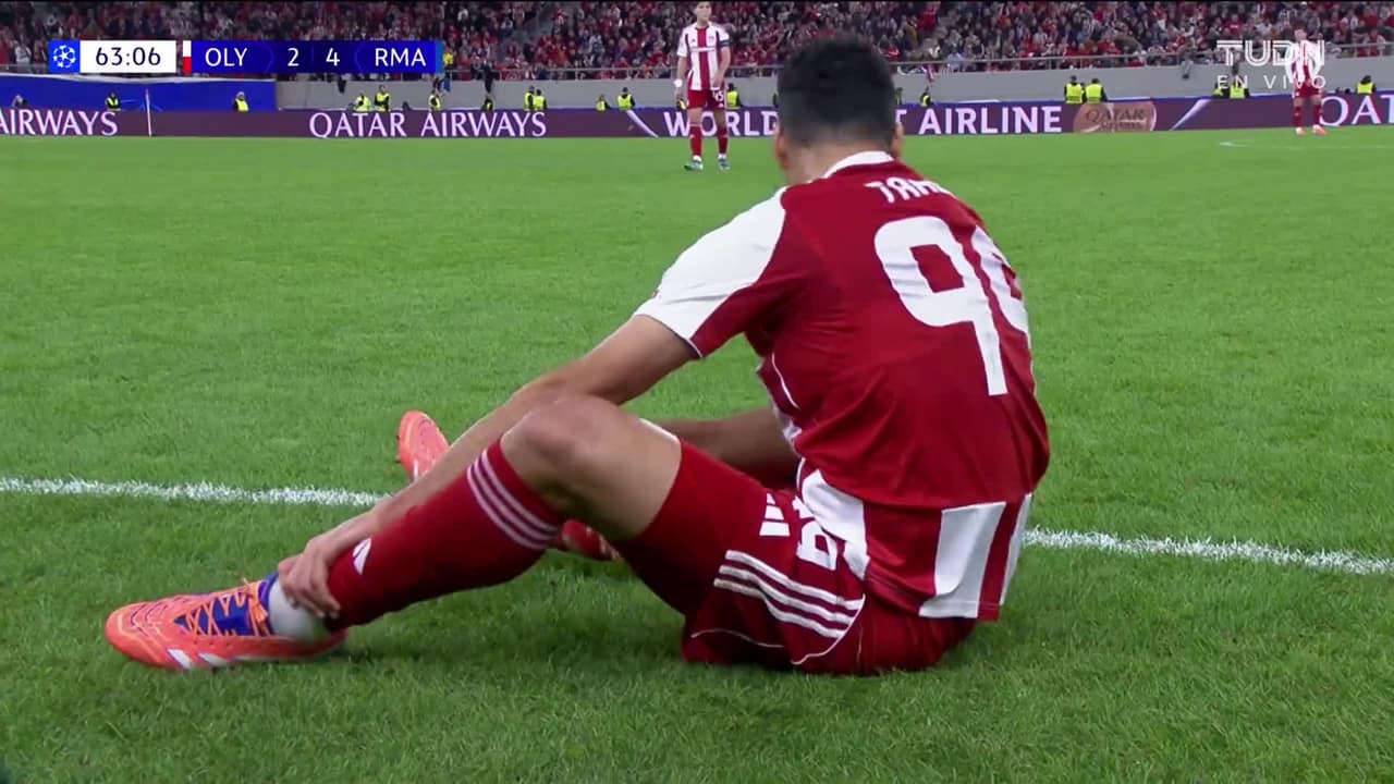 ¡TIRO ATAJADO! disparo por Daniel Podence.