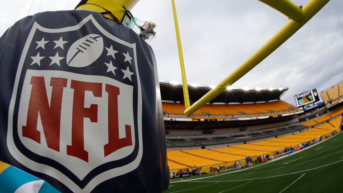 Fuentes: NFL oficializará temporada de 17 juegos y Kamara explota