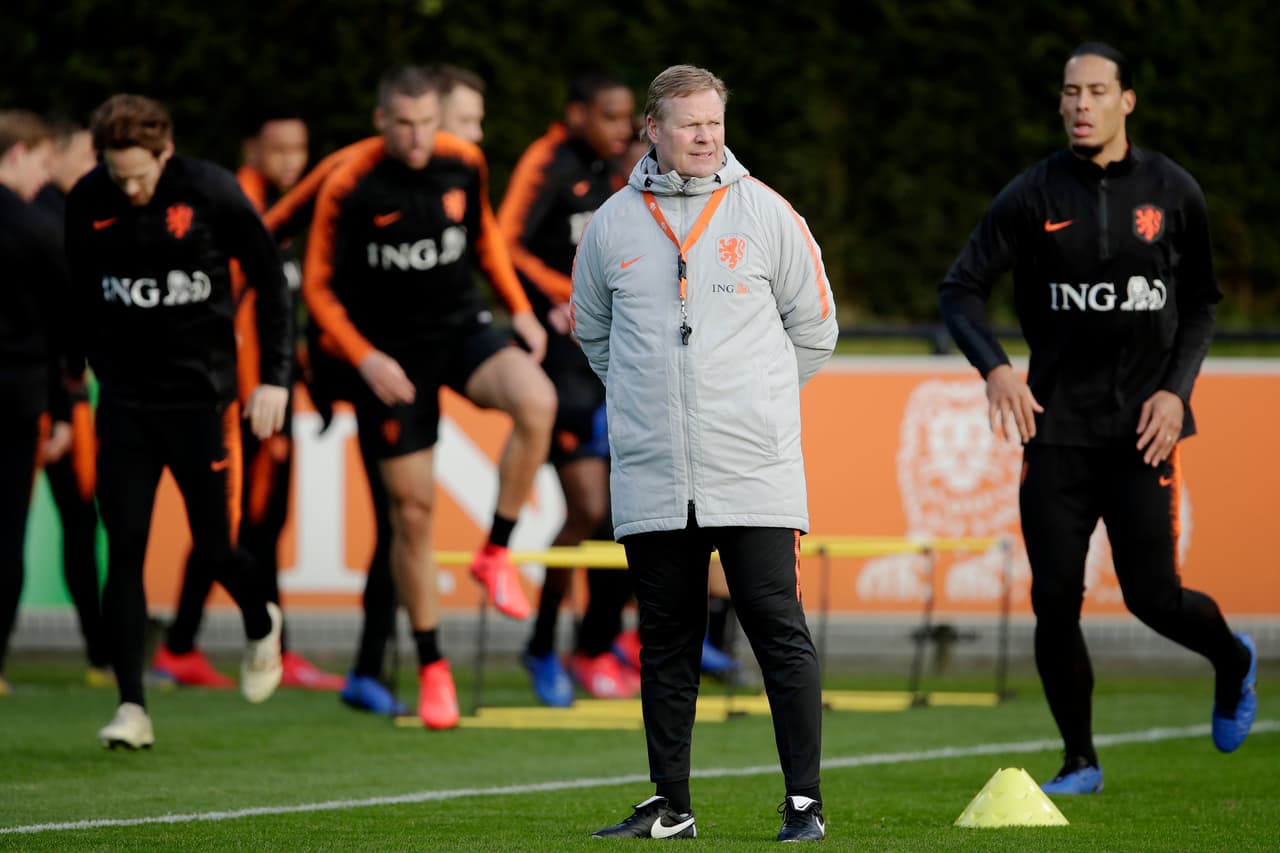 Frenkie De Jong, Memphis Depay, Matthijs De Ligt y Virgil Van Dijk (foto) son algunos de los jóvenes talentos dirigidos por Ronald Koeman en Países Bajos, que arranca su camino en la eliminatoria a la Eurocopa 2020 contra Bielorrusia en el Grupo C.