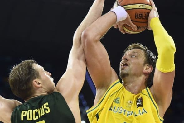 El acto decisivo arrancó con un estratosférico triple de Maciulis para meter a Lituania en el duelo (62-59), pero el pundonor de Newley, la calidad de Andersen y el 'francotirador' Broekhoff relanzaron a una combativa Australia (76-66).