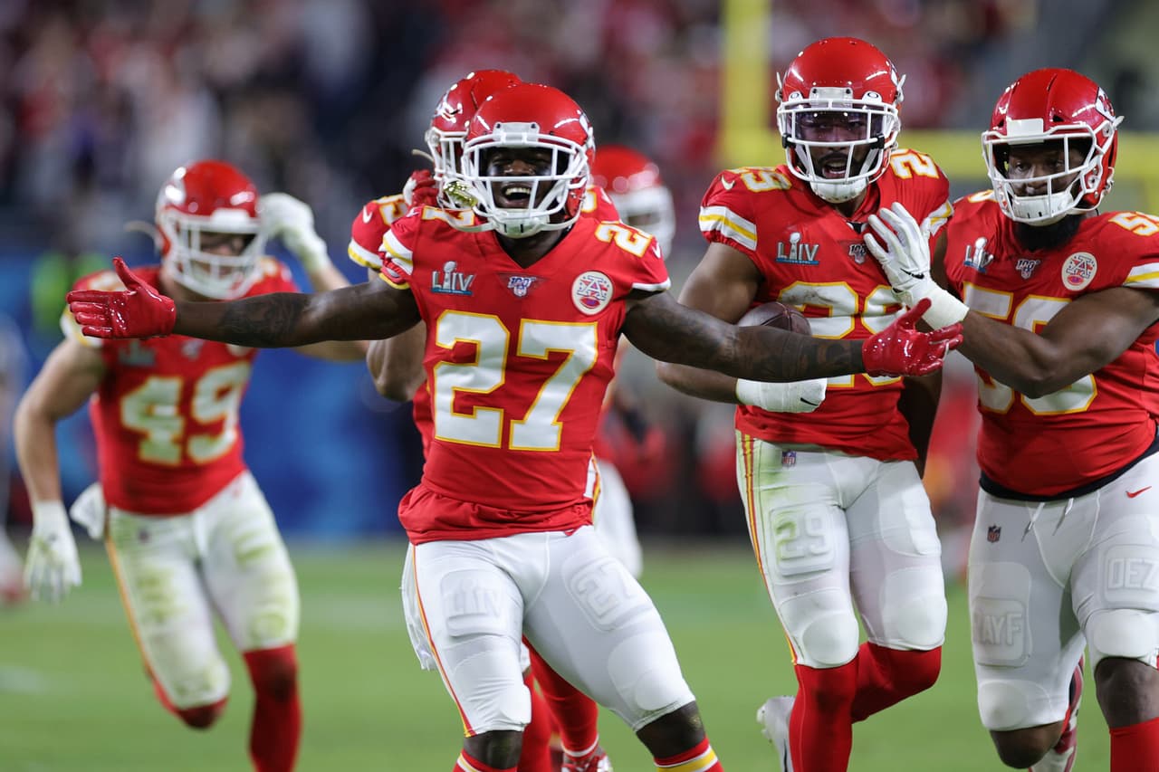 MIAMI, FLORIDA - FEBRUARY 02: Rashad Fenton #27 of the Kansas City Chiefs celebrates after Kendall Fuller #29 intercepted a pass from Jimmy Garoppolo #10 of the San Francisco 49ers during the fourth quarter in Super Bowl LIV at Hard Rock Stadium on February 02, 2020 in Miami, Florida. (Photo by Rob Carr/Getty Images)