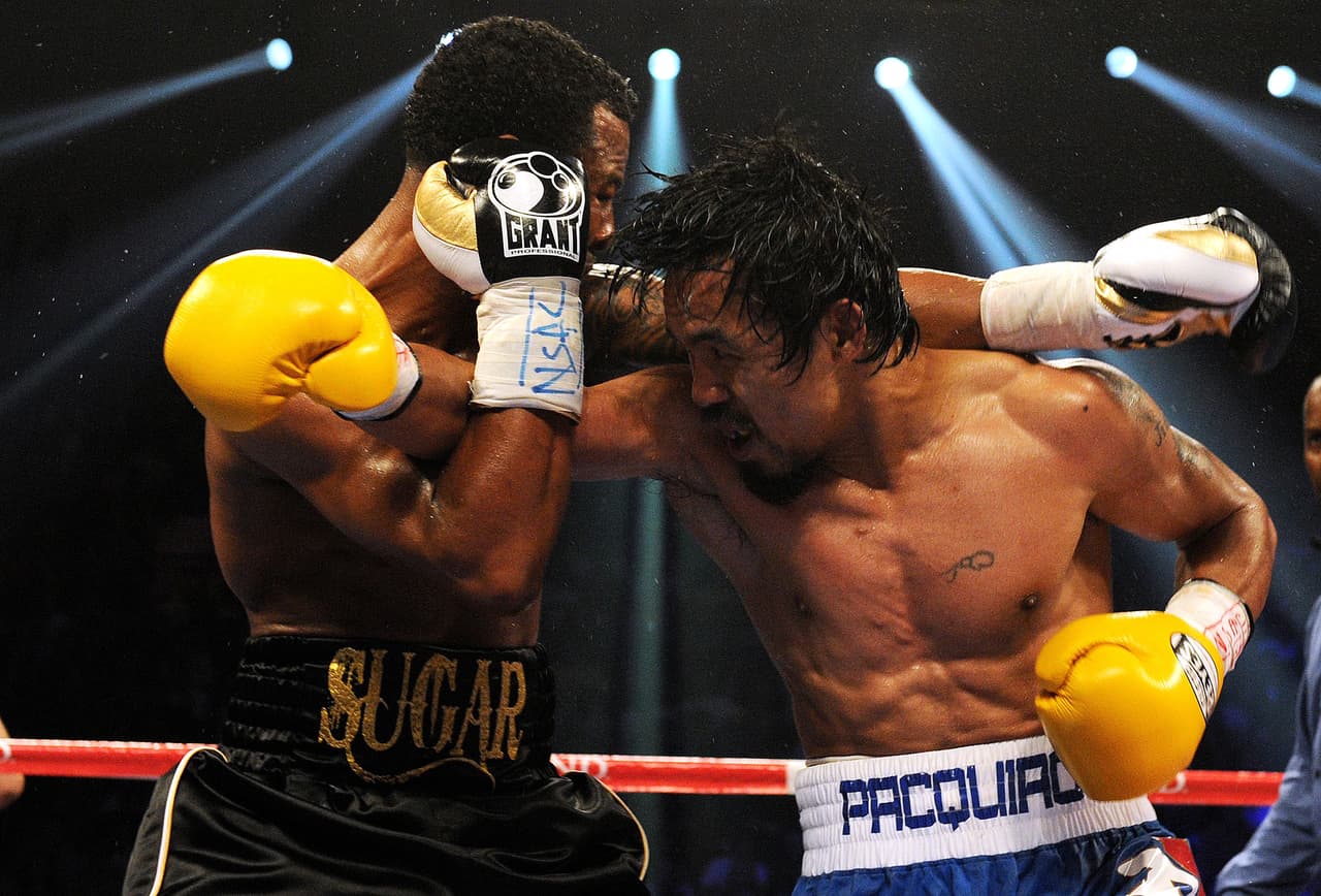 2011 - Manny Pacquiao Vs. Shane Mosley / Victoria de Pacquiao en el MGM Grand (Las Vegas)