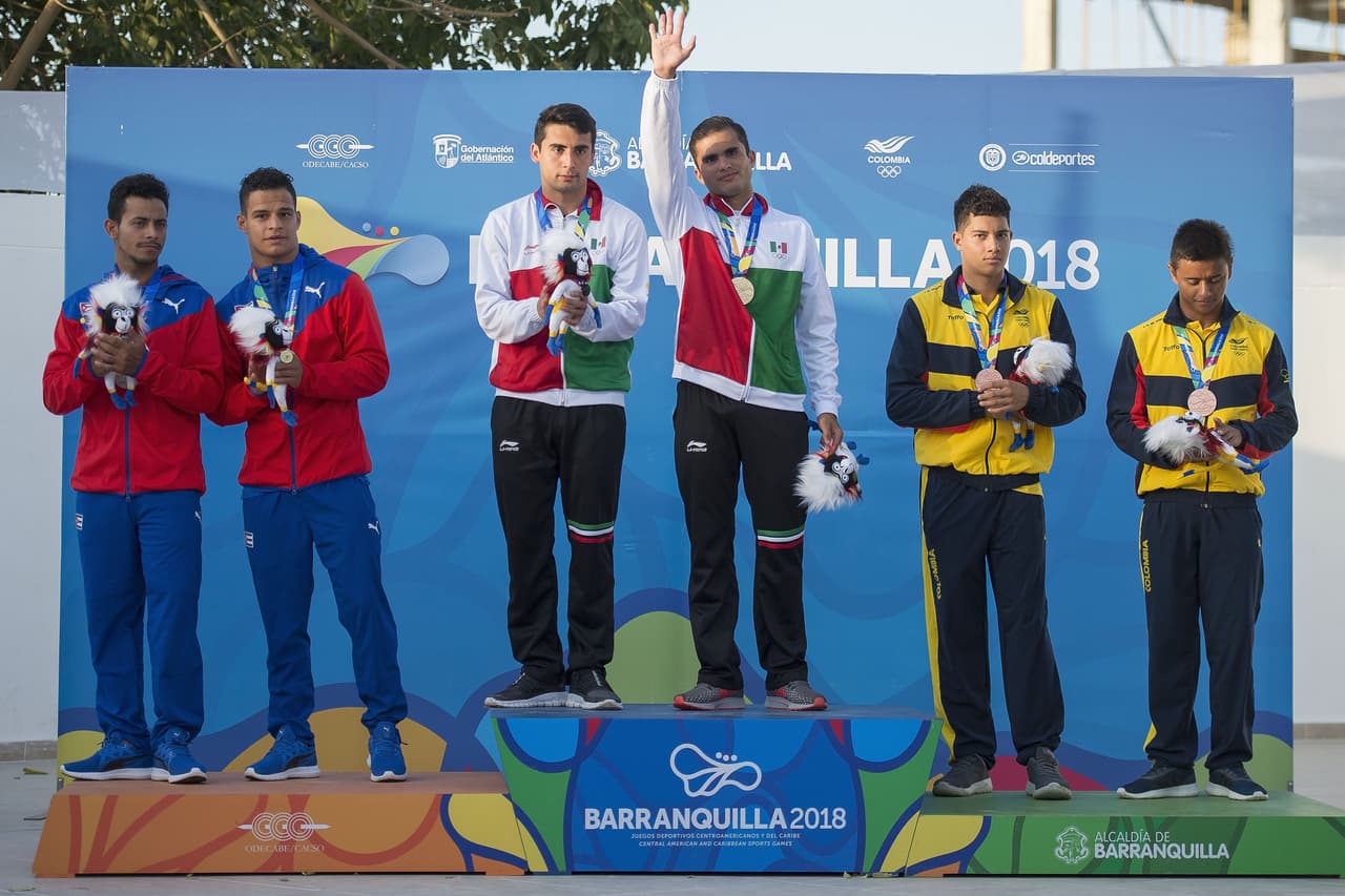 Los mexicanos Andrés Villarreal e Iván García ganaron el oro en la prueba de sincronizado en plataforma de 10m. Jeinkler Aguirre y Yusmandy Paz, de Cuba, fueron plata, mientras que Kevin García y Sebastián Villa, de Colombia, el bronce.