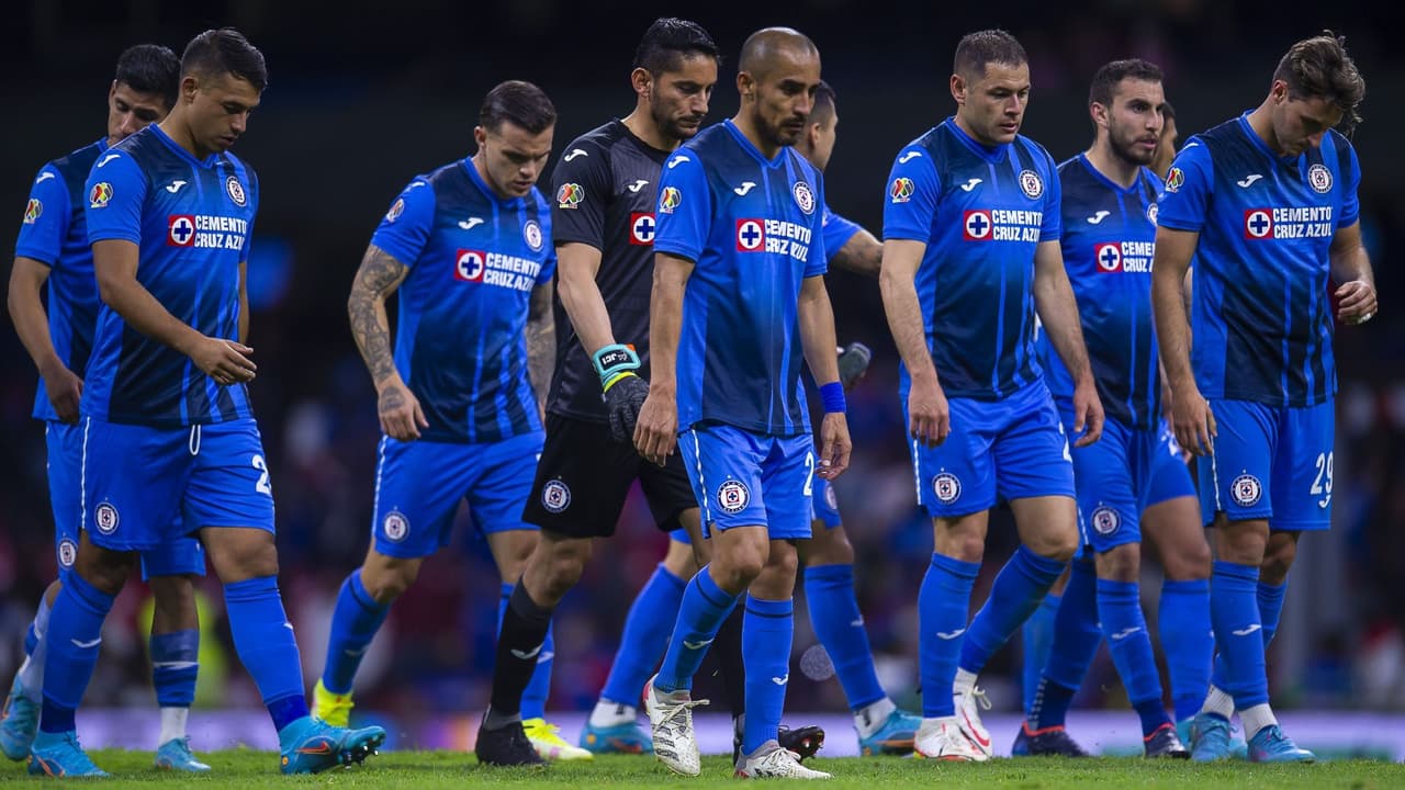 Dispuestos a escuchar ofertas por Santi Giménez en Cruz Azul