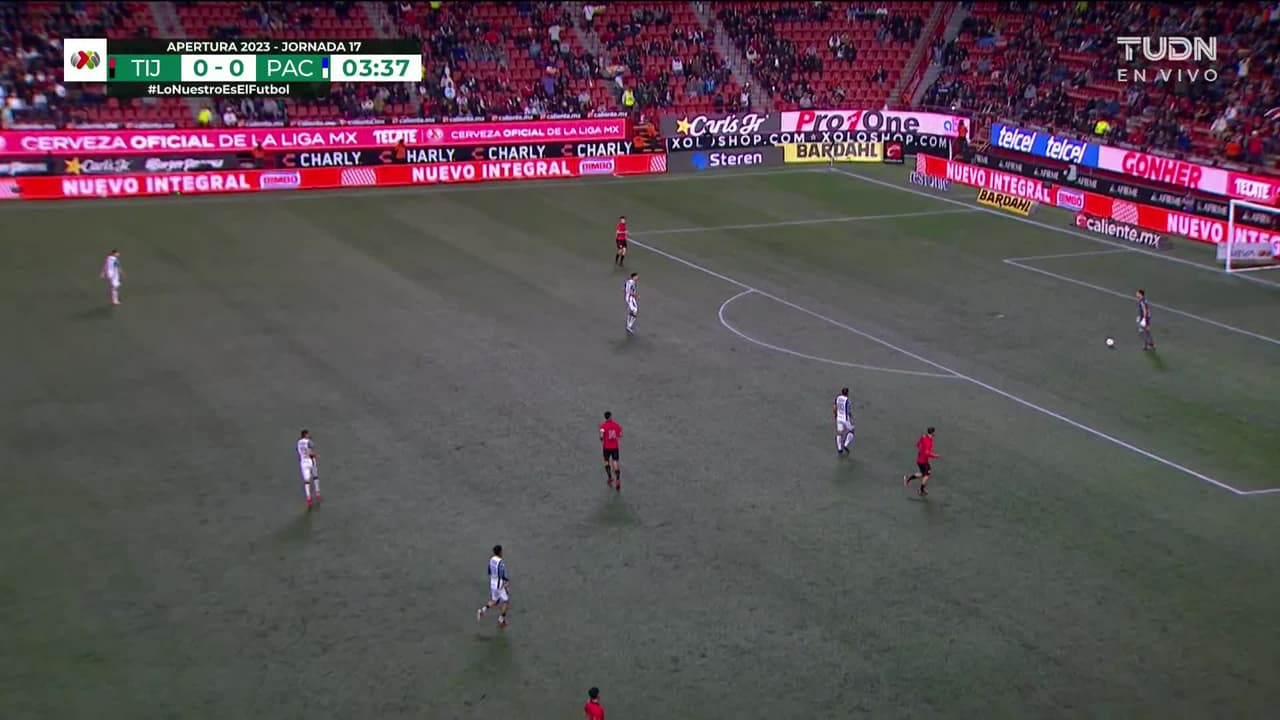 ¡TIRO ATAJADO! disparo por Fernando Madrigal.