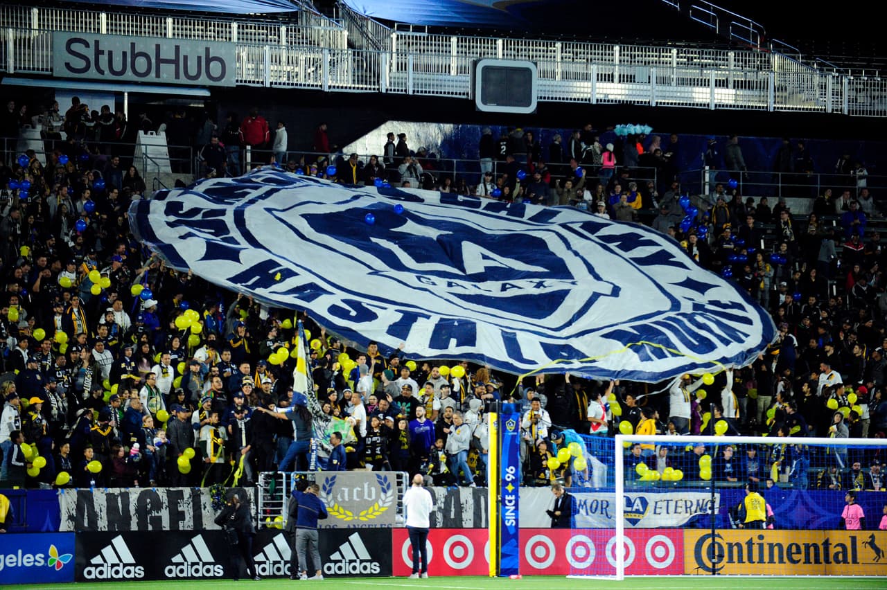 Tras un 2017 para el olvido, LA Galaxy regresó con todo en el inicio de la MLS 2018 y su afición lo reconoció de esta manera. (USA Today)