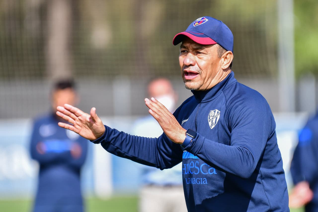 Ignacio Ambriz tiene dos mexicanos en mente para el Huesca