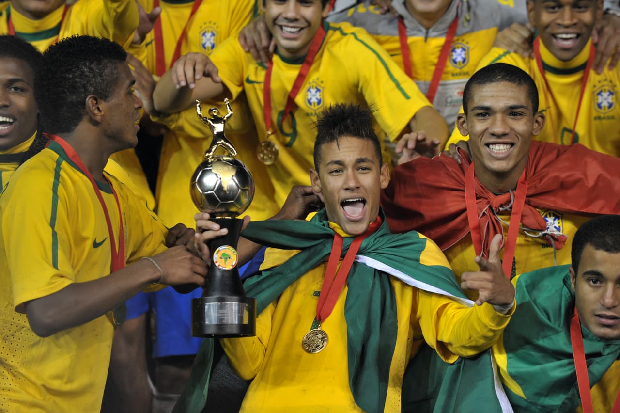 Neymar se coronó campeón del Sudamericano de 2011, pero no jugó el Mundial porque ese año estuvo en la Copa Amçerica de Argentina.