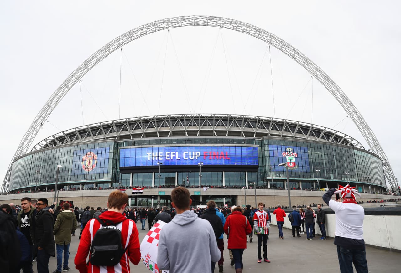 Los encargados del diseño del Kazan Arena fueron los arquitectos de la firma estadounidense Populous, la cual ha estado detrás de la construcción de estadios como el Emirates, Wembley, Da Luz y el BBVA Bancomer de los 'Rayados'. Este es el Wembley Stadium (Inglaterra)