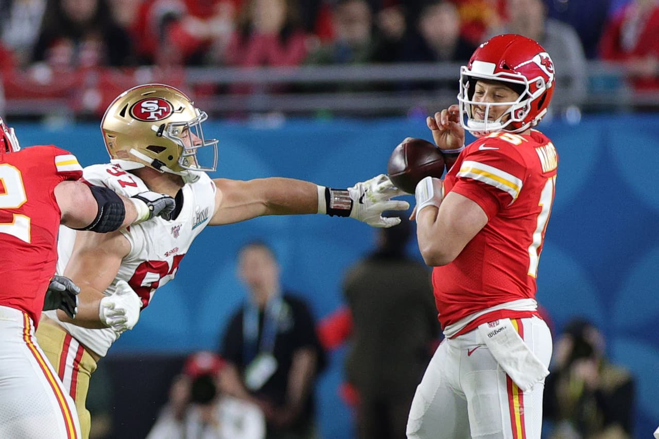 Así se gestó la heróica victoria de los Chiefs en el Super Bowl LIV tras anotar 21 puntos sin respuesta en el último cuarto para obtener su segundo título de Super Bowl en la historia de la franquicia. Los 49ers se quedan en la orilla y la espera sigue luego del último Vince Lombardi en 1995.