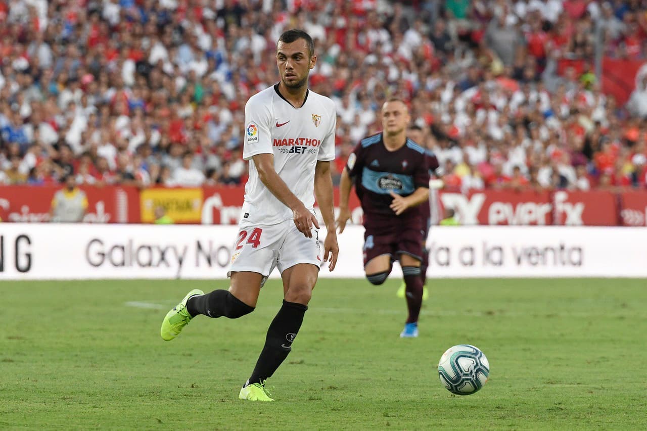 La primera anotación del juego llegó por conducto de Vázquez al 81 y parecía que los locales se llevaban la ventaja.