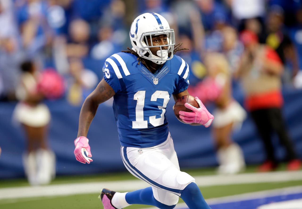 <b>T. Y. Hilton – WR, Indianapolis Colts </b>
<br>Es el receptor top para Andrew Luck y con quien más entendimiento tiene en la ofensiva aérea del equipo de Chuck Pagano. El WR estelar de Indianapolis lleva dos partidos seguidos en casa siendo la figura y atrapando el pase ganador al final. Esta vez tuvo 10 recepciones para 171 yardas y 1 TD que significó el triunfo sobre los Chicago Bears.