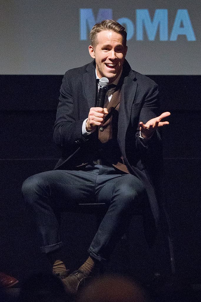 Las estrellas de cine se han unido a la lista de actores y actrices que son dueños de un equipo deportivo.