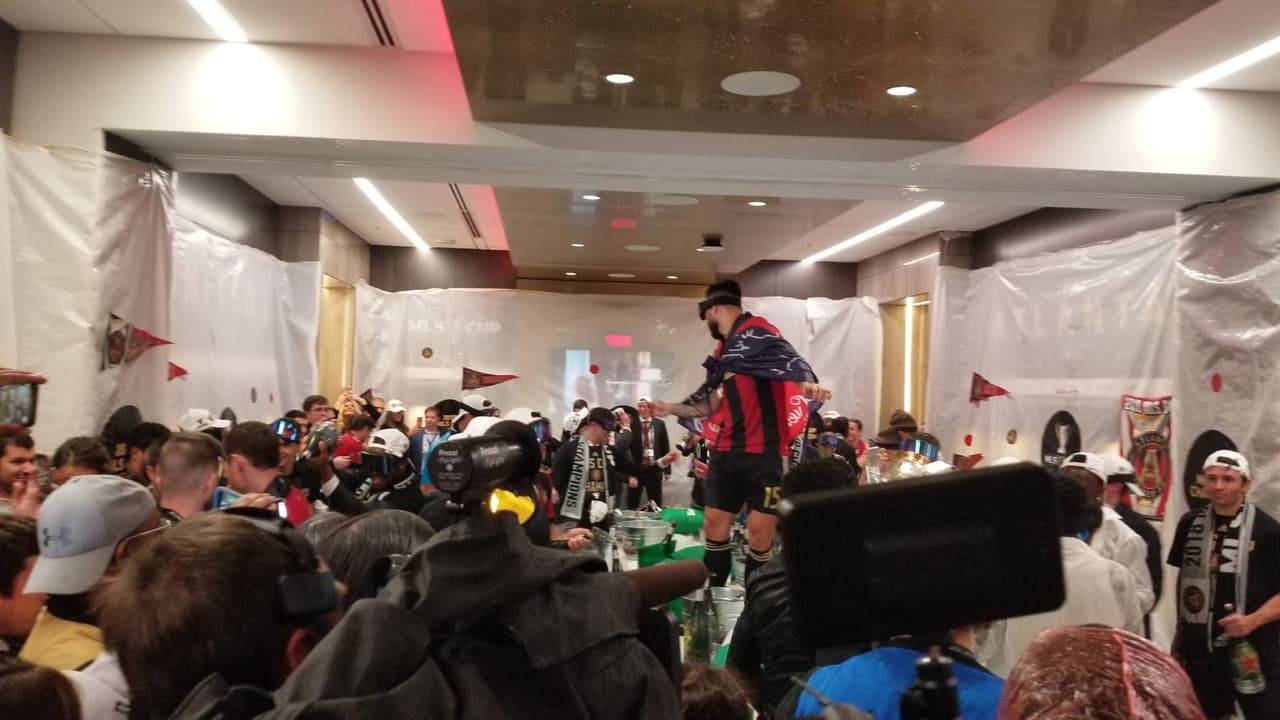 Dentro del vestidor del Atlanta United la fiesta continuó gracias a la obtención de la MLS Cup.