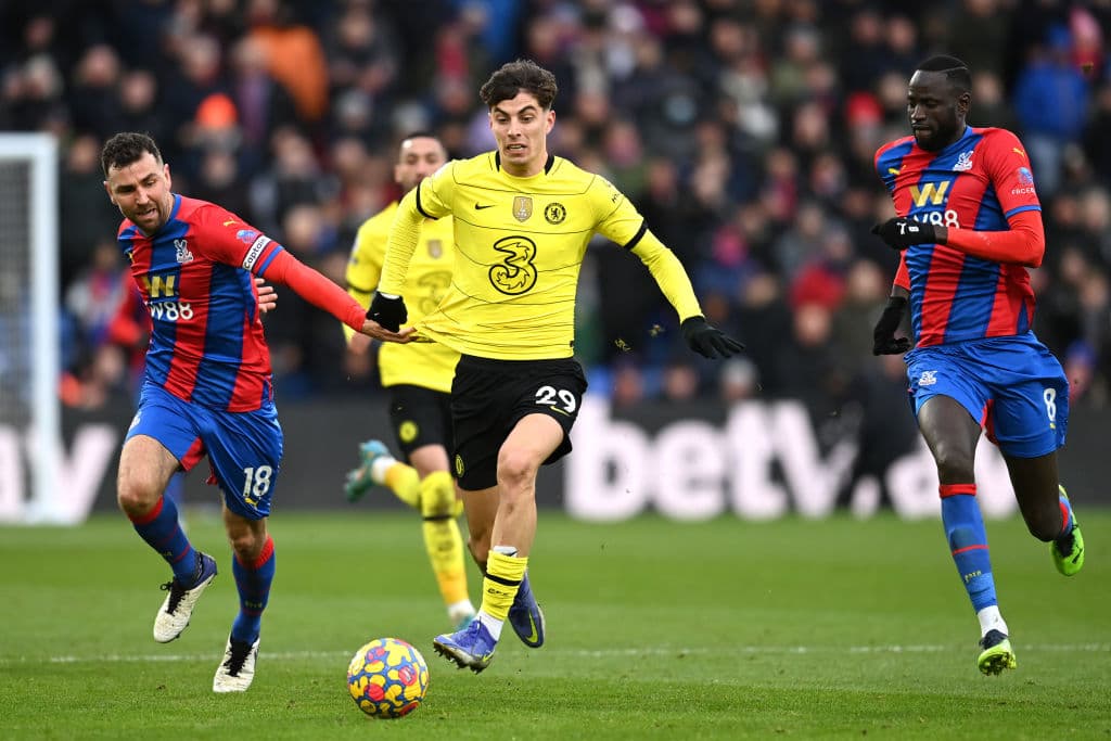 Arsenal se quita la espina del prtido pasado y vencen 2-1 al Brentford, Chelsea sufre de más, pero logra vebncer 0-1 al Crystal Palace, Liverpool no sufre en casa y vencen 3-1 al Norwich City y el Manchester City logra empatar el encuentro en dos ocasiones, pero Harry Kane aparece al 90+5 para poner el 2-3 definitivo a favor del Tottenham.