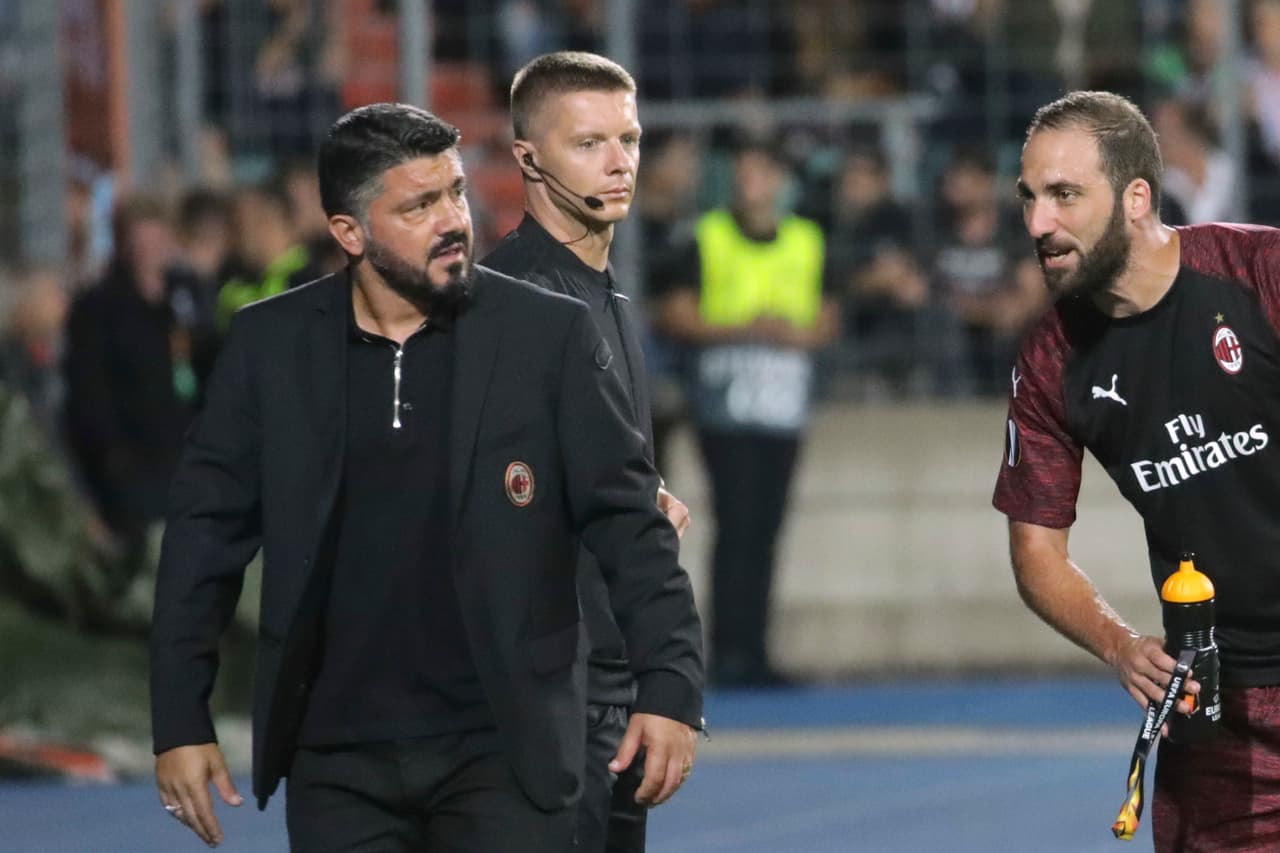 El semblante de Gattuso no cambió mucho luego del único gol que logró su equipo ante el humilde Dudelange en esta fase de grupos de la UEFA Europa League.