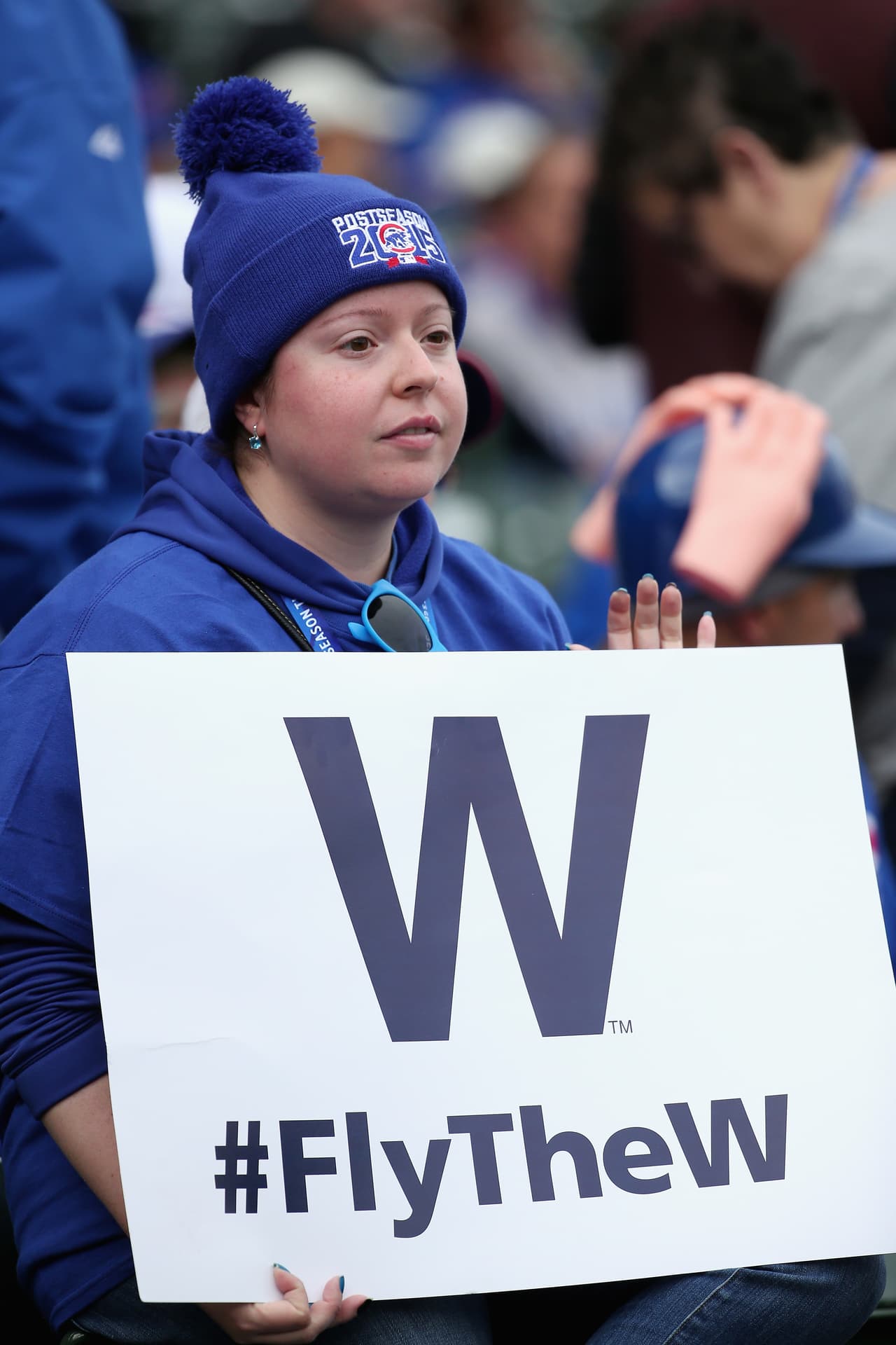 Desde temprano Fans los Cubs se dieron cita en el Wrigley Field por el cuarto juego contra los Cardenales. Hoy podría hacerse historia.