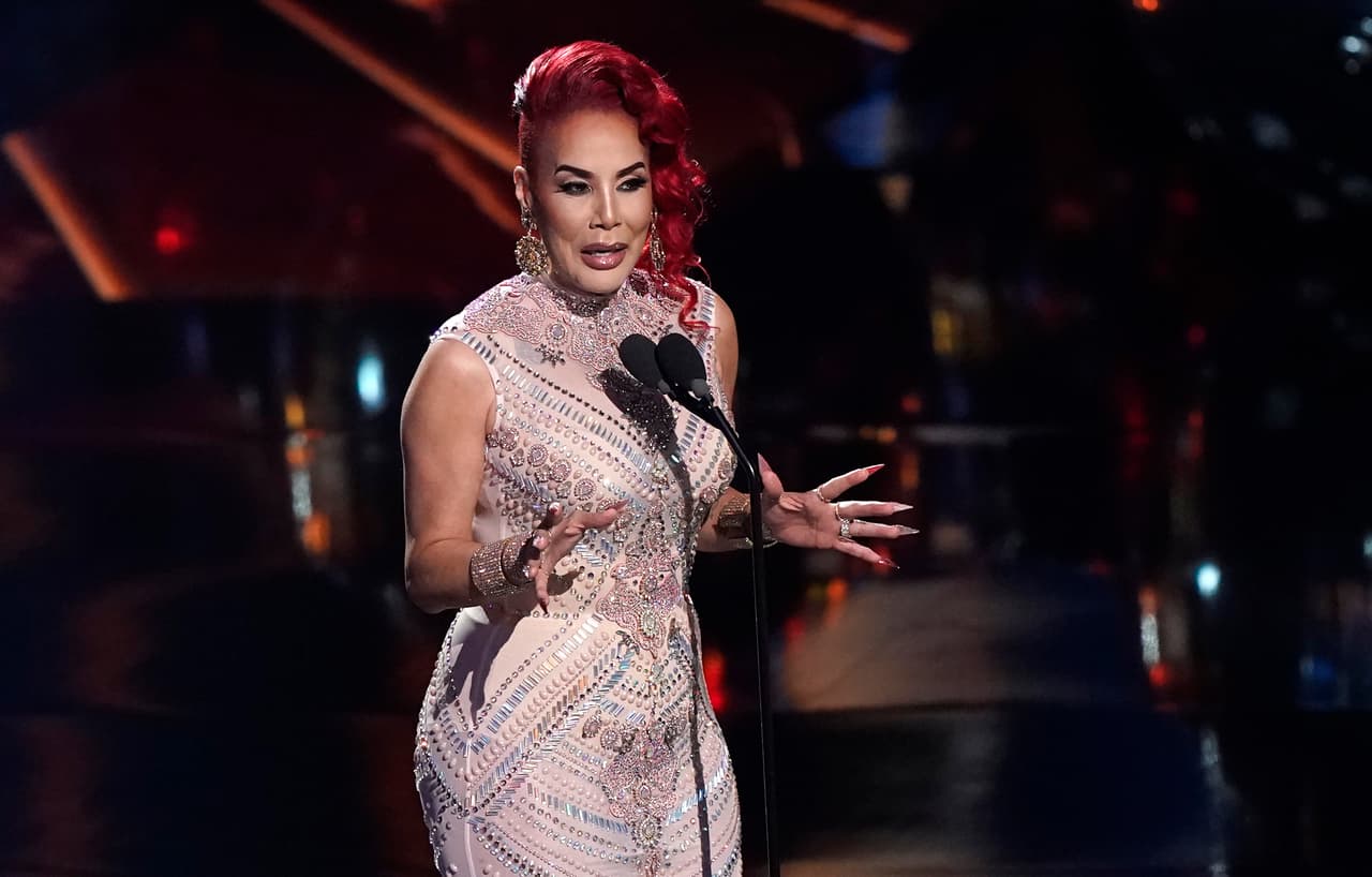 Estrellas como Natalia Lafourcade se llevo el mejor albúm, Residente recibió el premio a la canción del año y Alejandro Sanz fue el ganador de la grabación del año. Estos fueron los premios mas destacados de la noche.