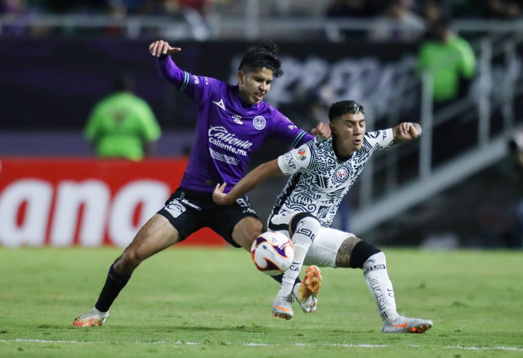 José Ortiz Cortes (71') se vistió de villano y empujó el balón en su propia meta para darle el triunfo a los de Coapa. En la J13 del Guard1anes 2021, América recibirá al Necaxa y Mazatlán visitará Puebla.