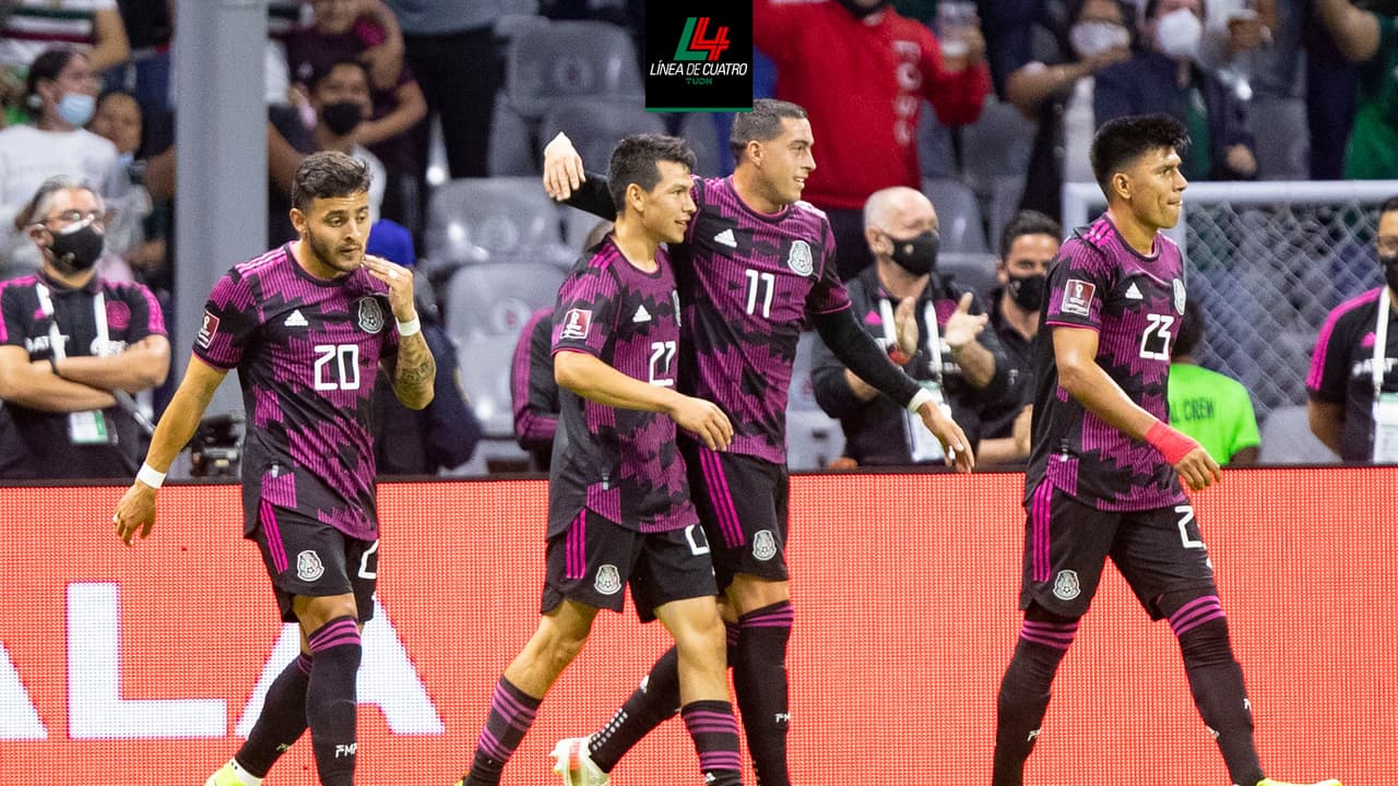 México hace ocho cambios en su once titular ante El Salvador