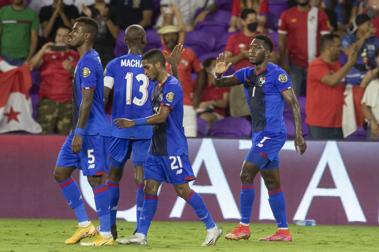 El doblete de José Luis Rodríguez y el gol de Alberto Quintero le dan a Panamá su única victoria del troeno 3-1 sobre Granada antes de despedirse de la Copa Oro 2021.