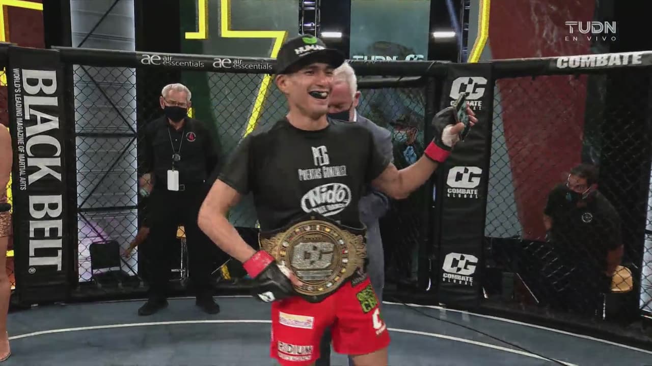 Combate Global: ‘Pitbull’ Chairez se ‘come’ a patadas a Monterroso 