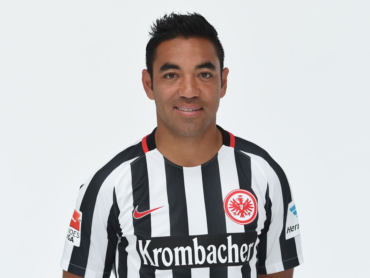 Marco Fabián - Eintracht Frankfurt (2015) 5,7 millones de dólares.