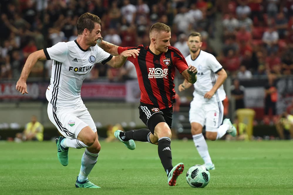 <b>Spartak Trnava 0-1 Legia Varsovia: </b>aunque los polacos ganaron, no fue suficiente, ya que el equipo eslovaco había ganado 2-0 en la ida. El gol en este juego fue de Iñaki Astiz.