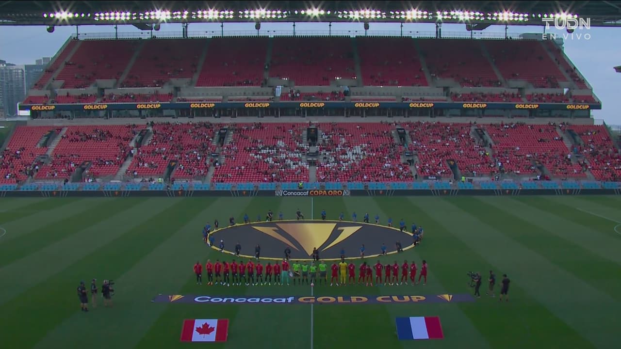 ¡Emotivo! Suenan los himnos nacionales de Canadá y Guadalupe en Toronto